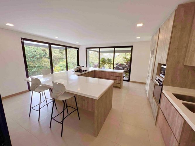 Casa en venta en Las Palmas, Envigado · foto 8 de 24