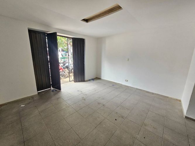 Local en arriendo en San Francisco, Bucaramanga, 30 m² · foto 2 de 5