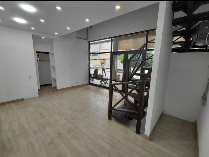 Local en arriendo en La Esmeralda, Itagüí, 114 m² · foto 5 de 6