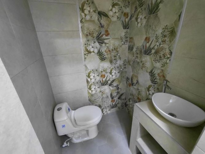 Local en arriendo en La Esmeralda, Itagüí, 114 m² · foto 6 de 6