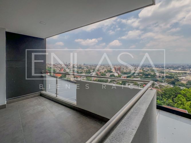 Apartamento de 3 alcobas en venta en Cristales, Cali, 122 m² · foto 4 de 24