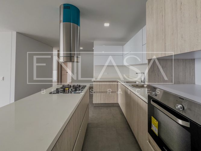 Apartamento de 3 alcobas en venta en Cristales, Cali, 122 m² · foto 7 de 24