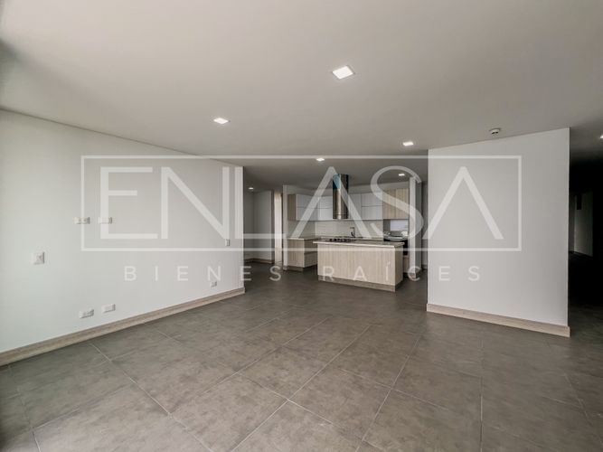 Apartamento de 3 alcobas en venta en Cristales, Cali, 122 m² · foto 10 de 24