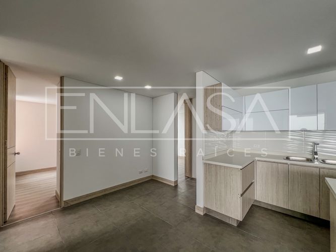 Apartamento de 3 alcobas en venta en Cristales, Cali, 122 m² · foto 17 de 24