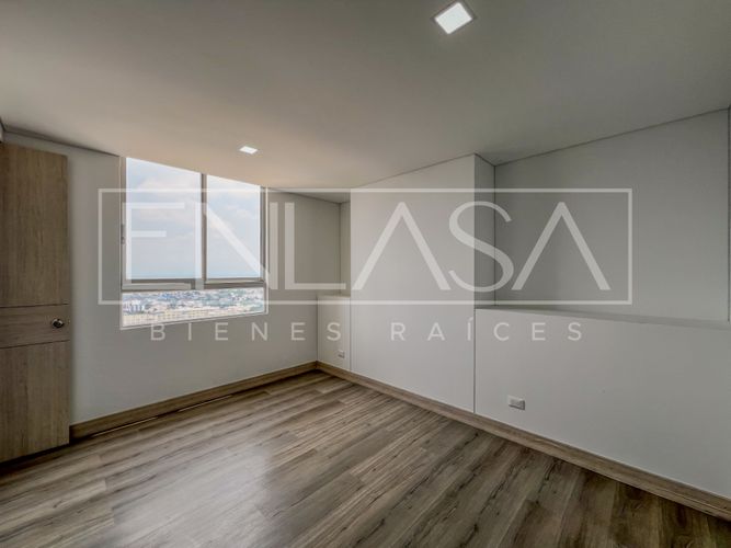 Apartamento de 3 alcobas en venta en Cristales, Cali, 122 m² · foto 21 de 24