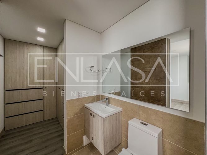 Apartamento de 3 alcobas en venta en Cristales, Cali, 122 m² · foto 23 de 24
