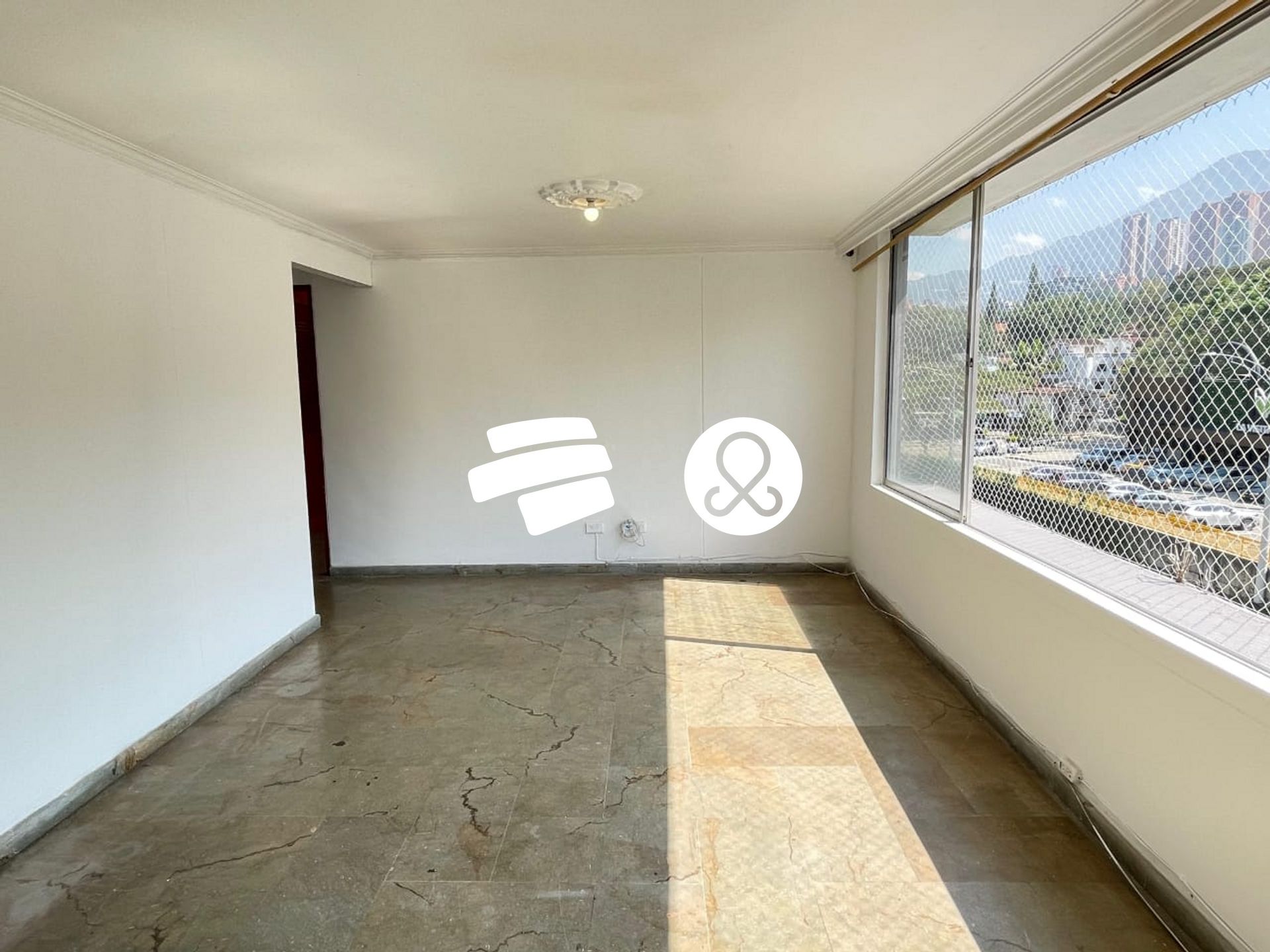 Apartamento en venta en El Poblado, Medellín · foto 5 de 21