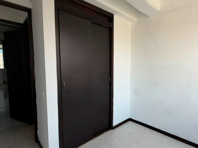 Apartamento de 3 alcobas en venta en Laureles, Medellín, 58 m² · foto 15 de 18