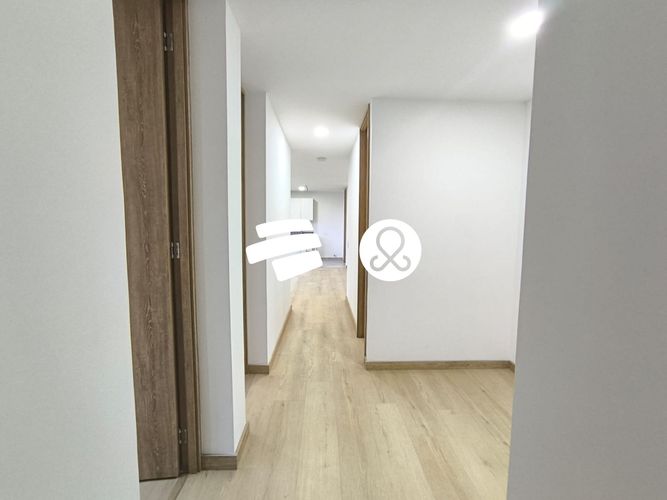 Apartamento de 3 alcobas en venta en Suramérica, Itagüí, 87 m² · foto 10 de 24
