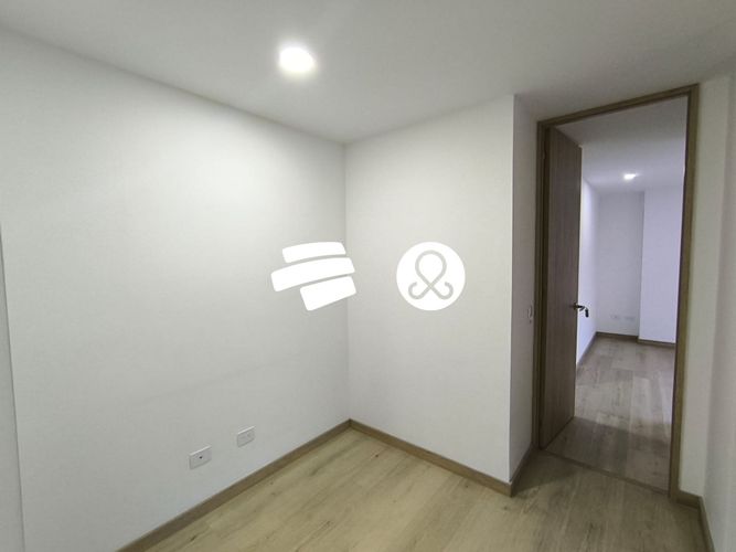 Apartamento de 3 alcobas en venta en Suramérica, Itagüí, 87 m² · foto 11 de 24