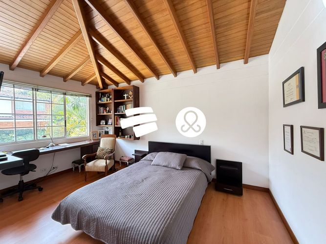 Casa de 4 alcobas en venta en El Poblado, Envigado, 303 m² · foto 22 de 24