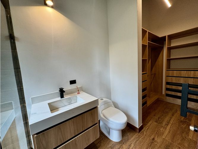 Casa de 3 alcobas en venta en Pantanillo, El Retiro, 330 m² · foto 8 de 12
