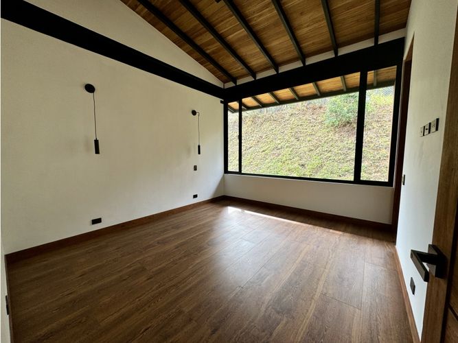 Casa de 3 alcobas en venta en Pantanillo, El Retiro, 330 m² · foto 9 de 12