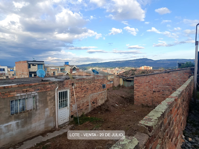 Lote en venta en 20 De Julio, Tunja, 250 m² · foto 3 de 7