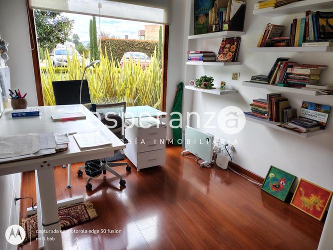 Casa de 5 alcobas en venta en Guaymaral, Bogotá, 385 m² · foto 15 de 24