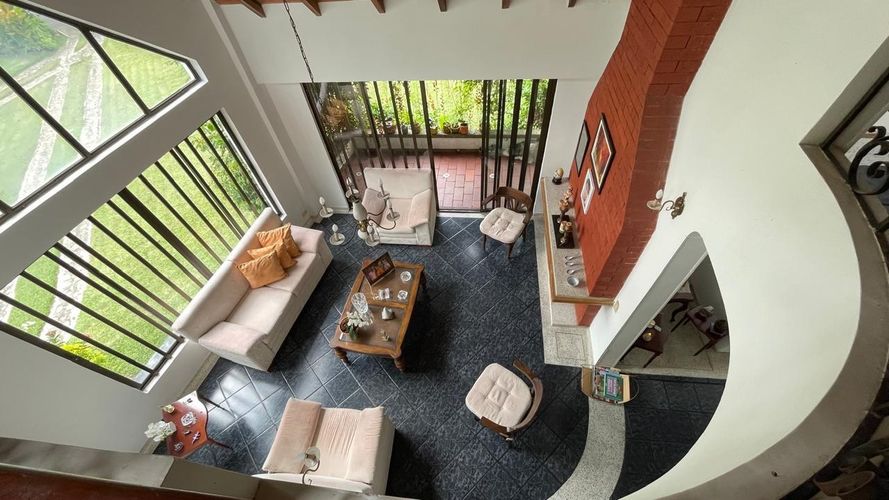 Casa de 5 alcobas en venta en Menzuly, Piedecuesta, 600 m² · foto 10 de 24