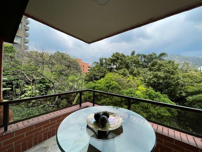 Apartamento de 3 alcobas en venta en La Arboleda, Cali, 186 m² · foto 5 de 18