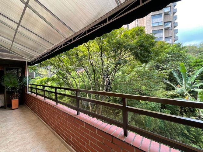 Apartamento de 3 alcobas en venta en La Arboleda, Cali, 186 m² · foto 7 de 18