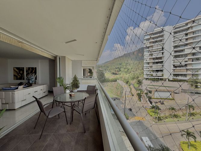 Apartamento de 3 alcobas en venta en Normandia, Cali, 190 m² · foto 3 de 9