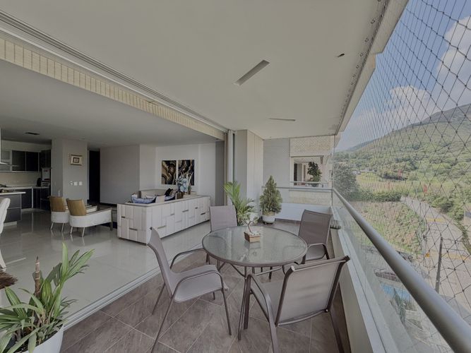 Apartamento de 3 alcobas en venta en Normandia, Cali, 190 m² · foto 4 de 9