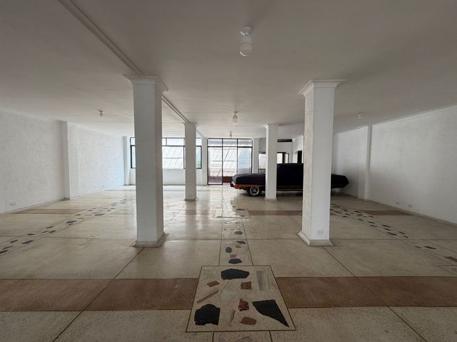 Local en arriendo en Prados Del Norte, Cali, 250 m² · foto 5 de 12