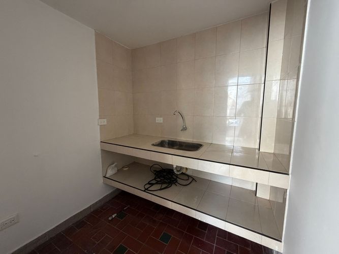Local en arriendo en Prados Del Norte, Cali, 250 m² · foto 8 de 12