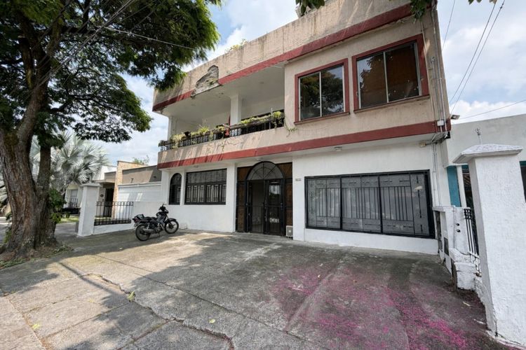 Local en arriendo en Prados Del Norte, Cali, 250 m² · foto 12 de 12