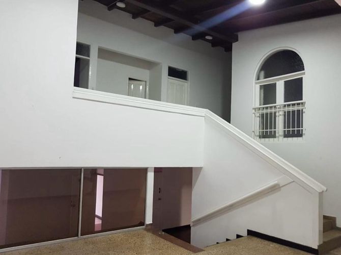 Casa de 15 alcobas en venta en Manga, Cartagena, 425 m² · foto 5 de 9