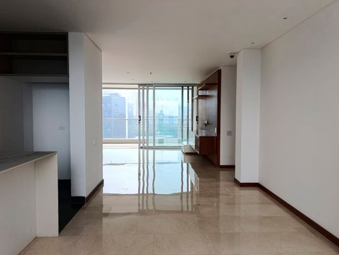 Apartamento de 4 alcobas en venta en El Poblado, Medellín, 200 m² · foto 3 de 19