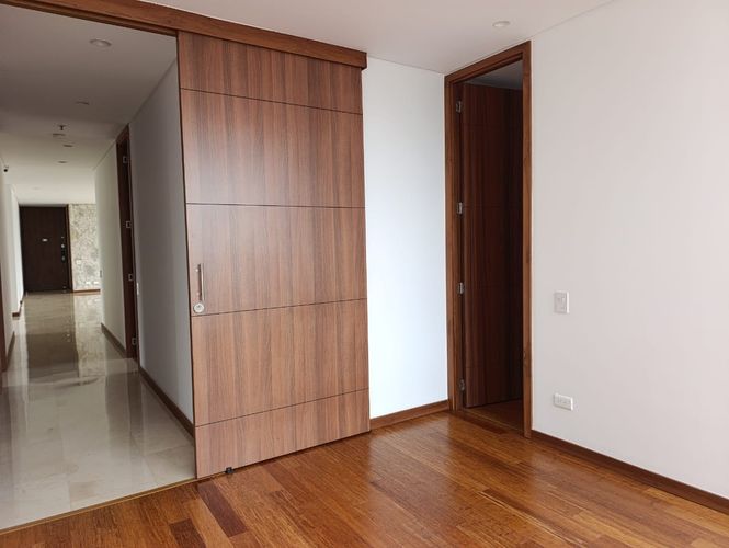 Apartamento de 4 alcobas en venta en El Poblado, Medellín, 200 m² · foto 13 de 19