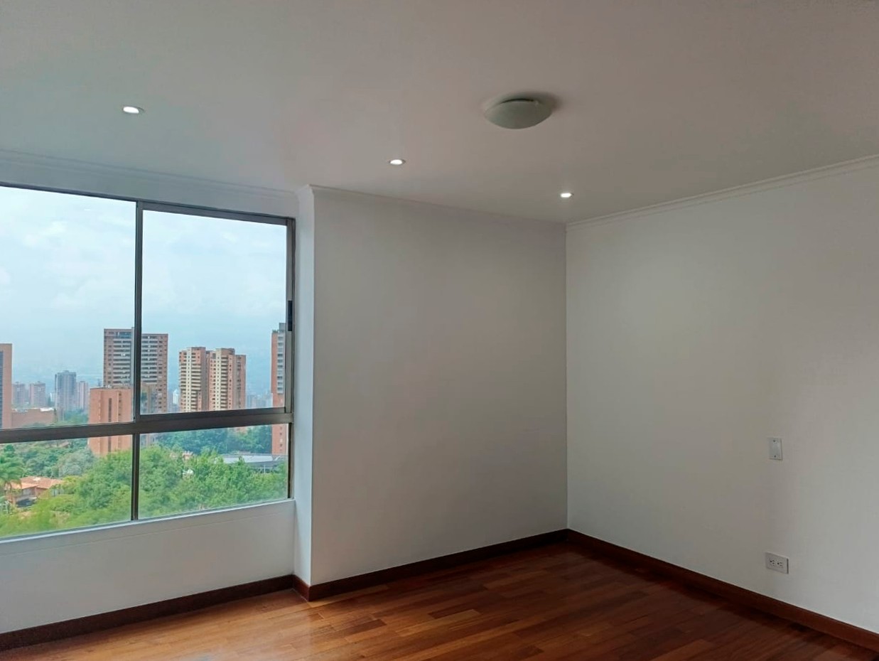 Apartamento en arriendo en El Poblado, Medellín · foto 13 de 18