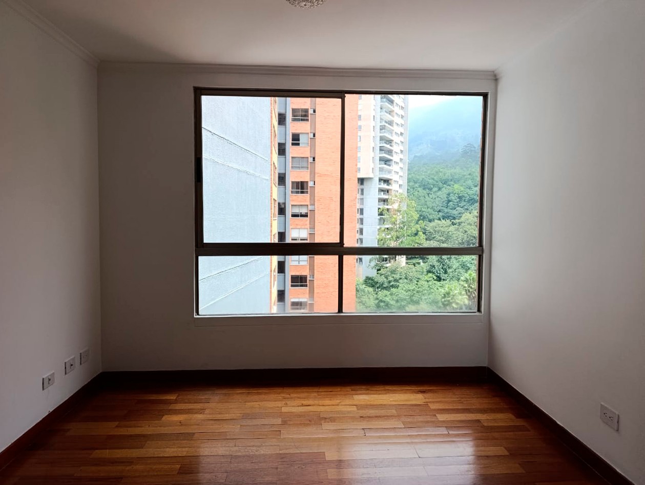 Apartamento en arriendo en El Poblado, Medellín · foto 16 de 18