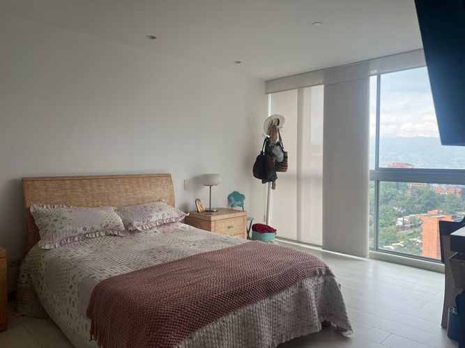 Apartamento de 3 alcobas en arriendo en Loma Del Esmeraldal, Envigado, 125 m² · foto 10 de 18