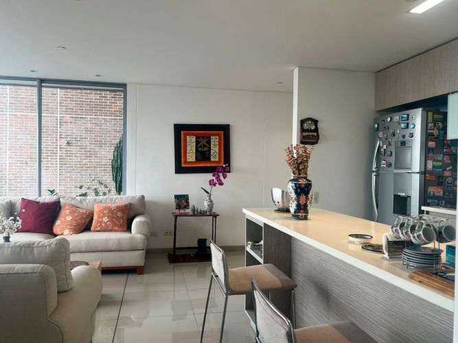 Apartamento de 3 alcobas en arriendo en Loma Del Esmeraldal, Envigado, 125 m² · foto 5 de 18