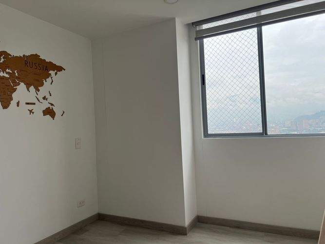 Apartamento de 3 alcobas en arriendo en Loma Benedictinos, Medellín, 98 m² · foto 11 de 18