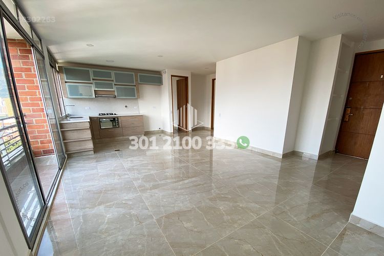 Apartamento de 3 alcobas en arriendo en Conquistadores, Medellín, 148 m² · foto 2 de 24