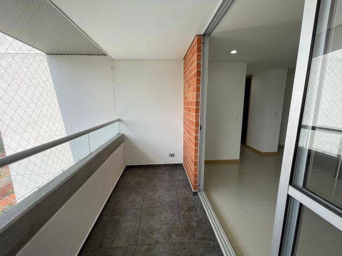 Apartamento de 3 alcobas en arriendo en Guaduales De La Abadia, Envigado, 75 m² · foto 6 de 14