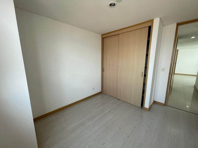 Apartamento de 3 alcobas en arriendo en Guaduales De La Abadia, Envigado, 75 m² · foto 11 de 14
