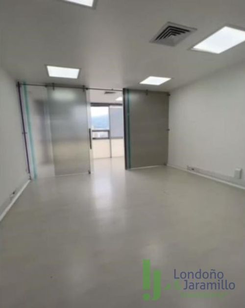 Oficina en venta en Primavera, Envigado, 37 m² · foto 4 de 4