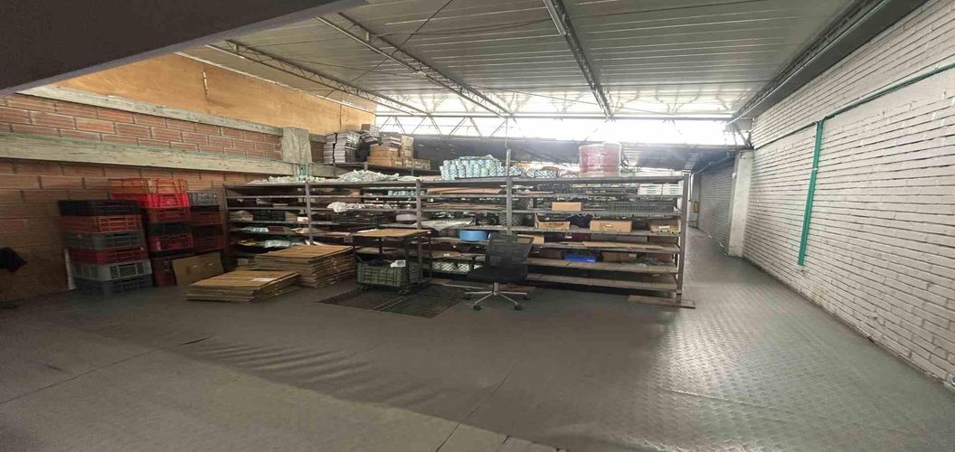 Bodega en venta en Ub. Villa Fanny, Dosquebradas, 484 m² · foto 15 de 21