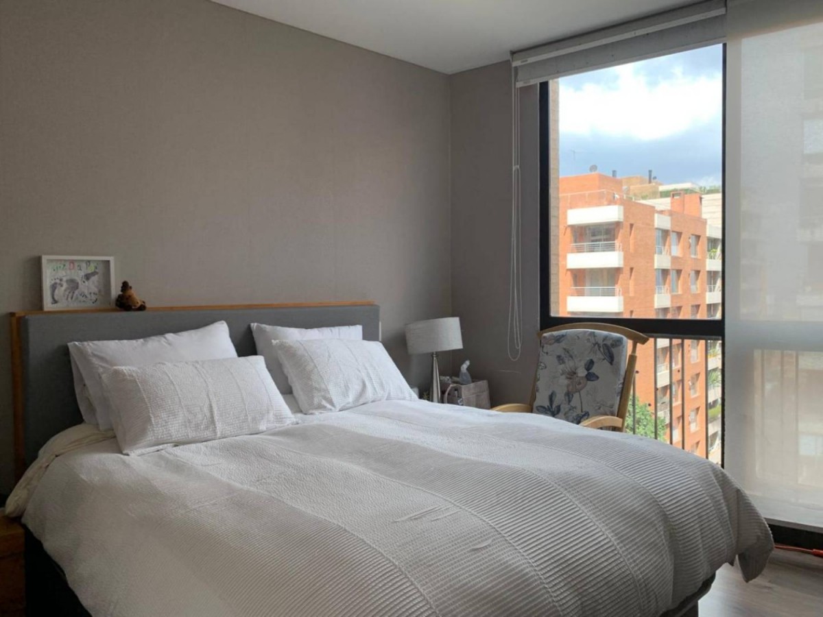 Apartamento en venta en El Refugio, Bogotá · foto 8 de 24
