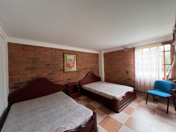 Casa de 4 alcobas en venta en El Porvenir, Rionegro, 300 m² · foto 10 de 19