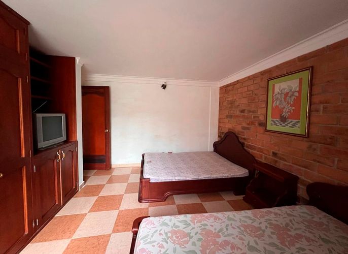 Casa de 4 alcobas en venta en El Porvenir, Rionegro, 300 m² · foto 12 de 19