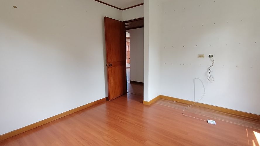 Apartamento de 4 alcobas en venta en Colina Campestre, Bogotá, 82 m² · foto 18 de 22