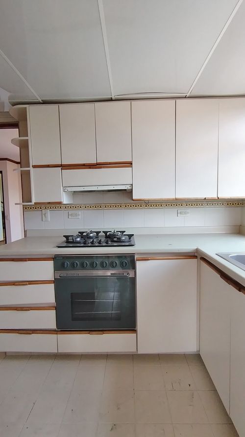 Apartamento de 4 alcobas en venta en Colina Campestre, Bogotá, 82 m² · foto 14 de 22