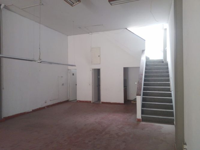 Bodega en arriendo en Las Vegas, Envigado, 216 m² · foto 2 de 15