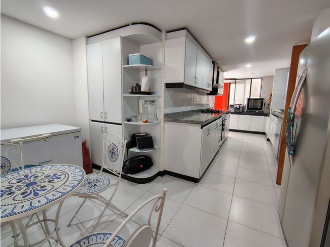 Apartamento en venta en Santa Barbara, Bogotá · foto 3 de 20