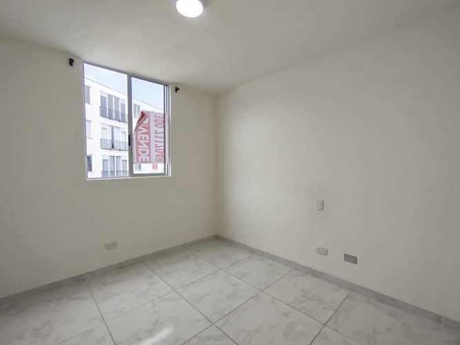 Apartamento de 2 alcobas en venta en Zona Industrial, Yumbo, 46 m² · foto 5 de 20