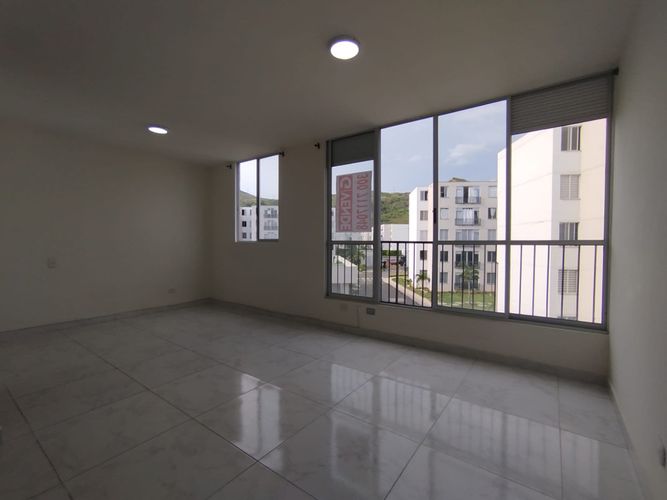 Apartamento de 2 alcobas en venta en Zona Industrial, Yumbo, 46 m² · foto 7 de 20
