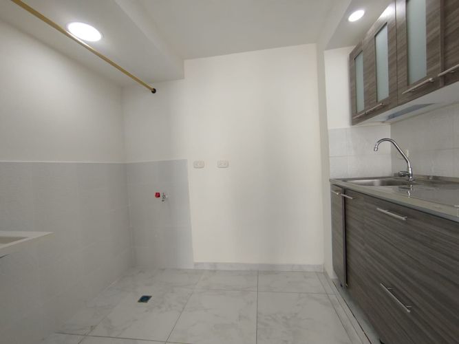 Apartamento de 2 alcobas en venta en Zona Industrial, Yumbo, 46 m² · foto 8 de 20